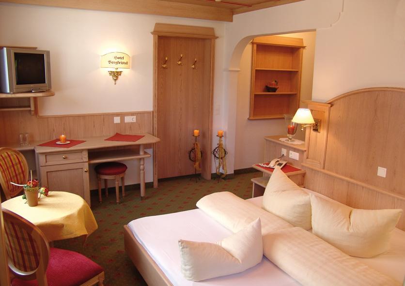 אובראו Hotel Bergkristall (Adults Only) מראה חיצוני תמונה